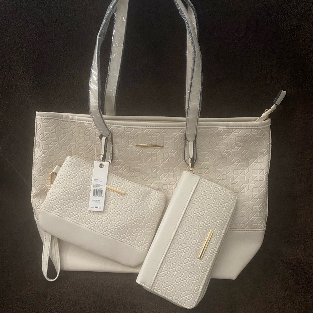 Elegant Light Cream Tote Bag Set